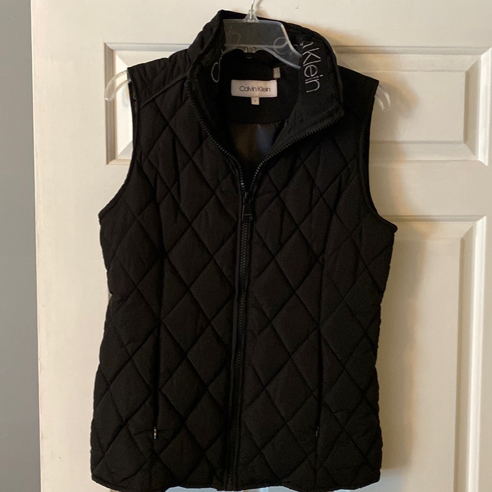 Calvin Klein quilted black vest Small